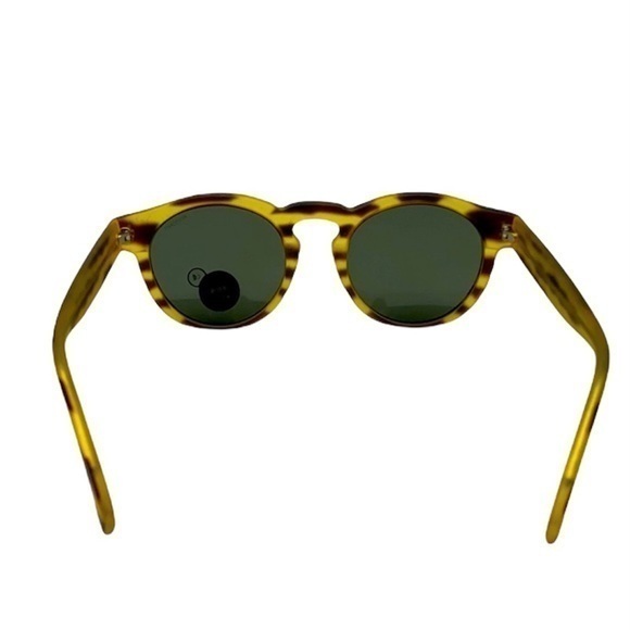 KOMONO Women’s Clement Safari Sunglasses - Picture 11 of 15